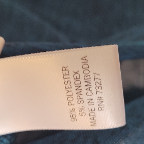 Apt 9 cowl neck blouse - Picture 4 of 5